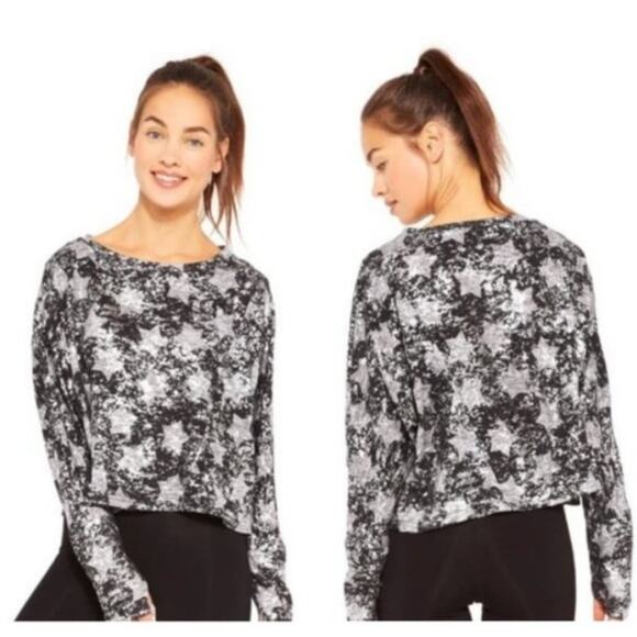 NWOT Terez Foil Star-Print Cropped Pullover Sweater sz XS - Picture 2 of 10
